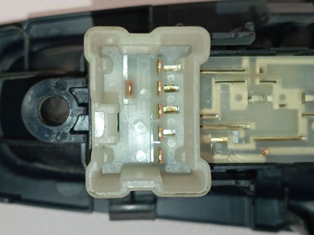  829604EA0AX Nissan/Infiniti