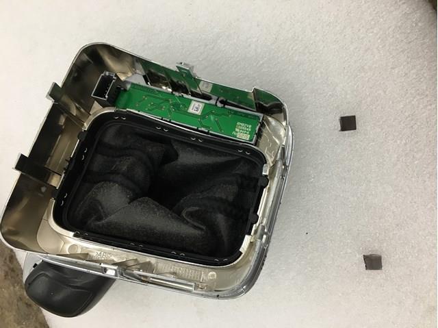 Рукоятка важеля КПП VAG 5N1713203AKUMF ціна, від 38.31 USD