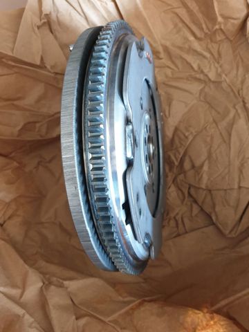 Маховик двигуна Iveco 5802794866 ціна, від 486.88 USD