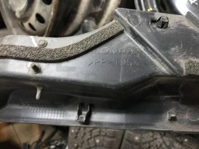 Купити 74207SEA00 Honda 