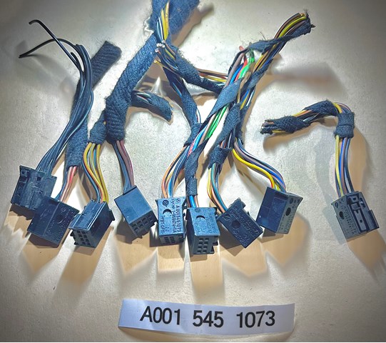 Купити A0015451073 Mercedes 