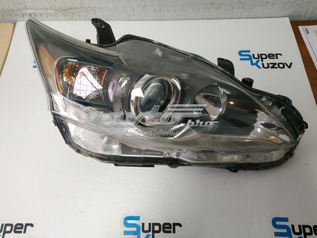 Фара правая Toyota 8111076012 ціна, від 493.23 USD
