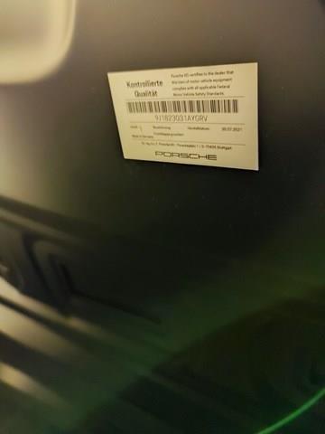 Купити 9J1823031AYGRV Porsche Капот