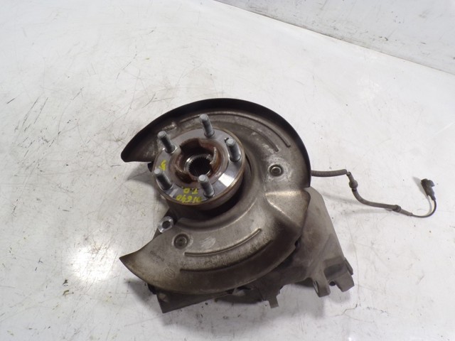 Цапфа поворотного кулака Land Rover LR079583 ціна, від 138.26 USD