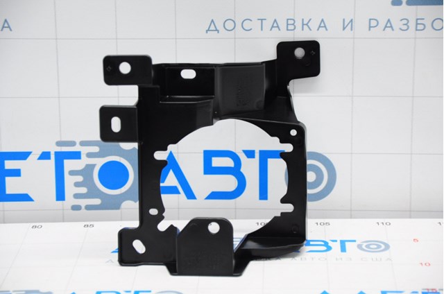 Кронштейн кріплення протитуманною фари, правої 269105NA0A Nissan/Infiniti