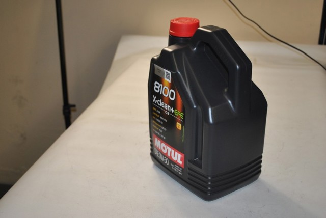 Моторна олива Motul 111678
