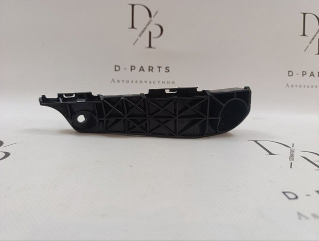 Кріплення бампера FPS FP7013931 ціна, від 4.36 USD