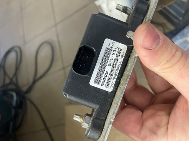 56029562AB Chrysler 