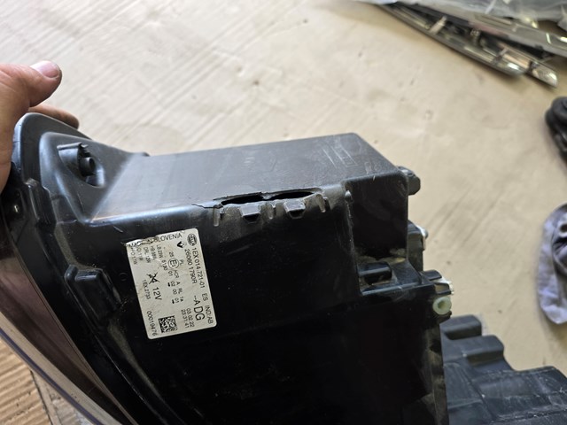 260601790R Renault (RVI) Фара дальнього світла в зборі