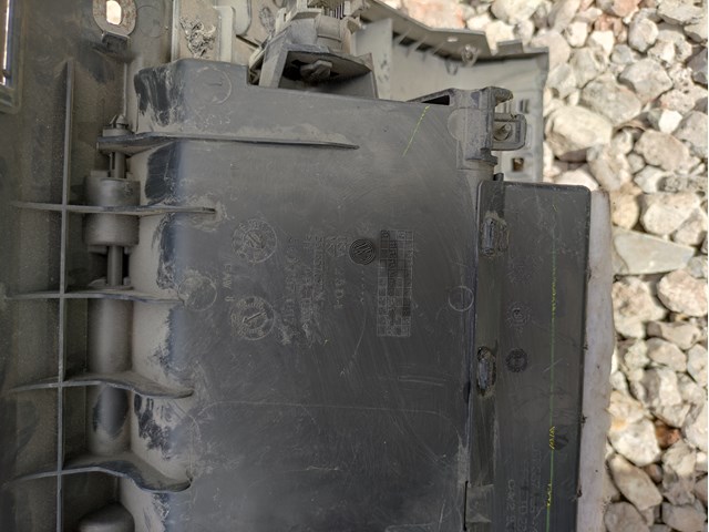  VAG 561857097N ціна, від 11.15 USD