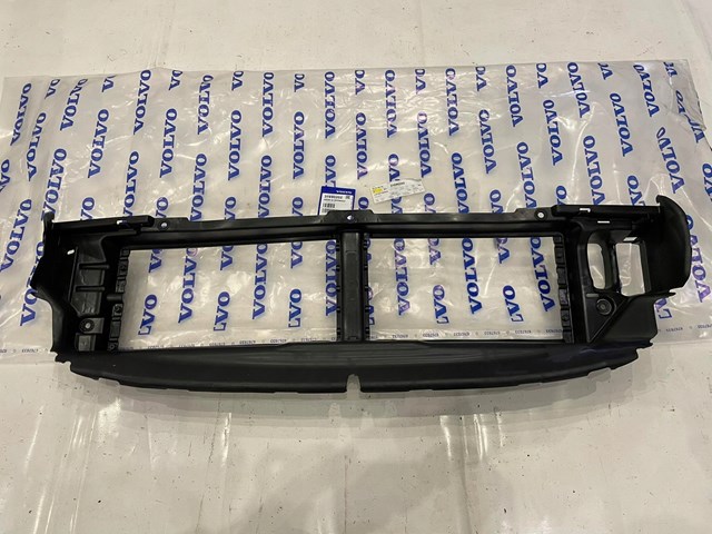 Повітроводи системи охолодження двигуна Volvo 31690202 ціна, від 52.85 USD