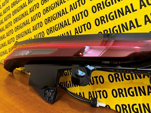 KMV6513G0A Mazda Задня ліва внутрішня фара