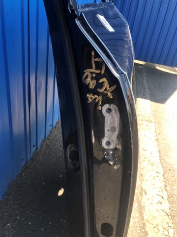 Двері задні, ліві 32321822 Volvo
