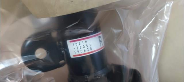 4851079106 Toyota Пружина передня, права