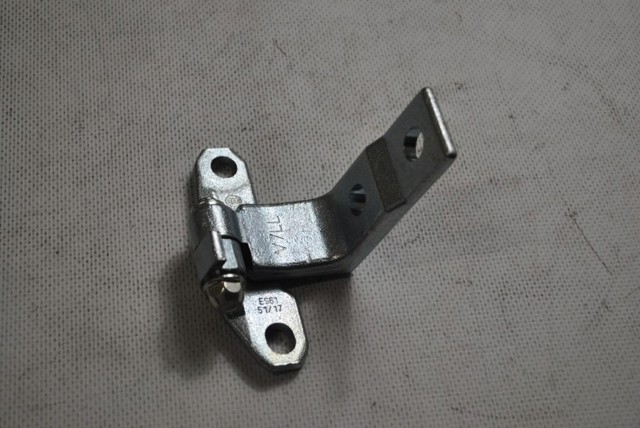 Купити 824212V70A Nissan/Infiniti 