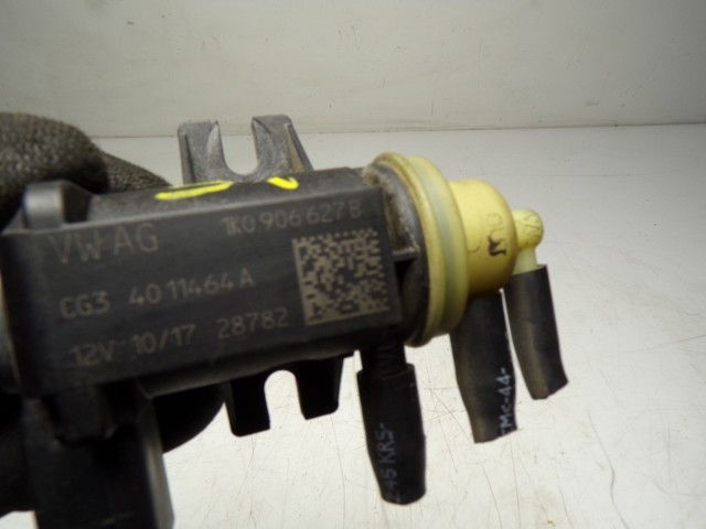 4011464A VAG 