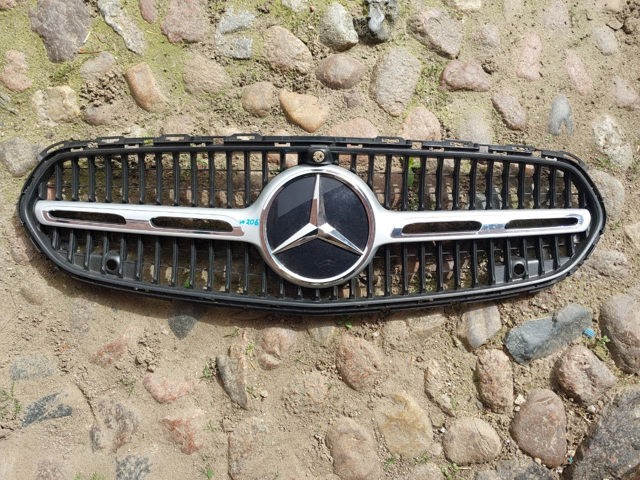  Mercedes A2068886800