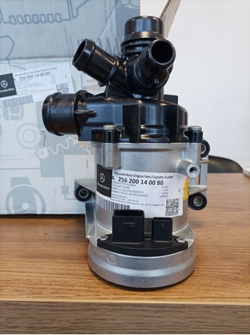 A256200140080 Mercedes Насос охолодження