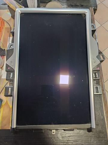 Дисплей бортового комп'ютера Tesla 104500600D ціна, від 365.83 USD