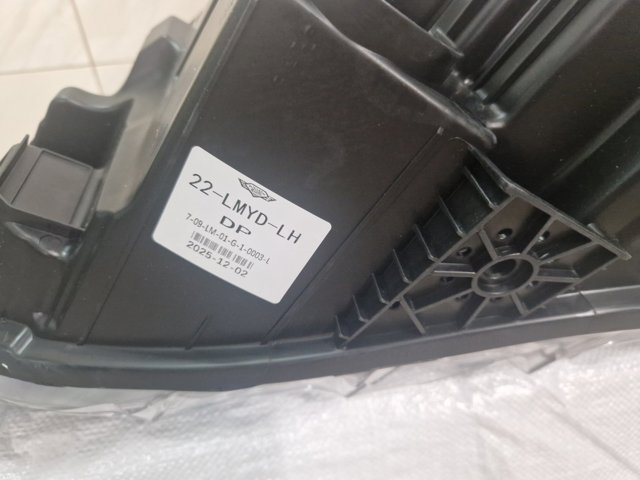 Купити ZFD111814L Signeda Фара