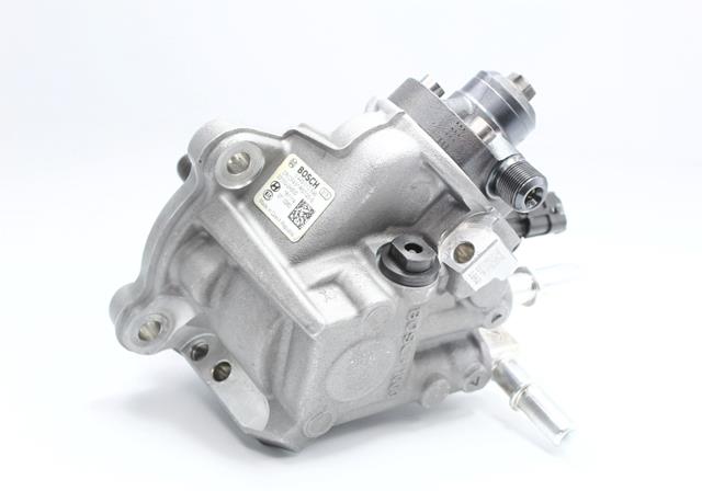 Паливний насос високого тиску 0445010596 Bosch