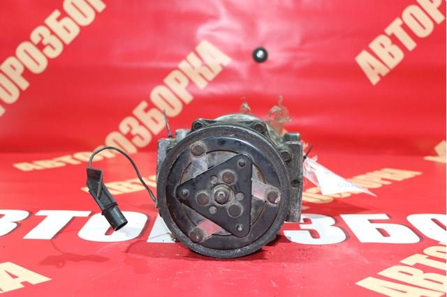 Насос кондиціонера Renault (RVI) 8200040681