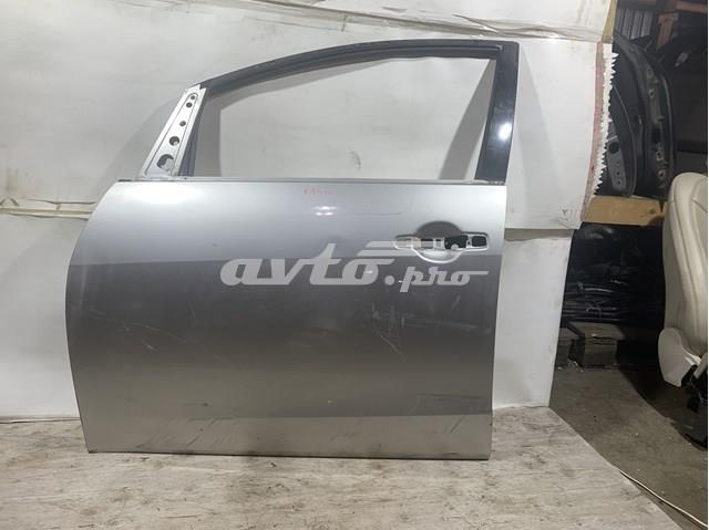 Водійські двері Mitsubishi MN150851