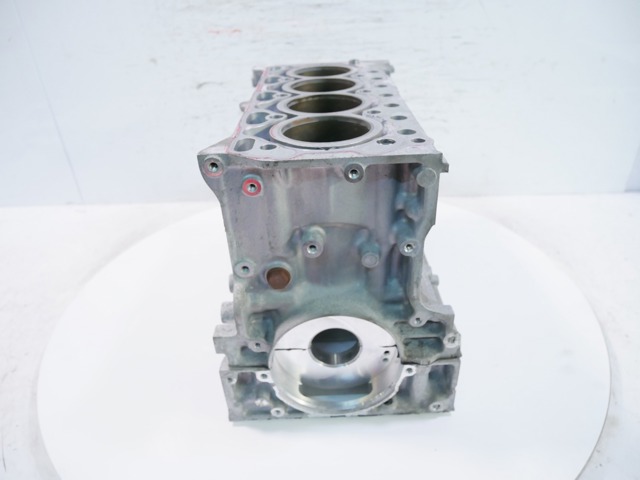 31430768 Volvo 