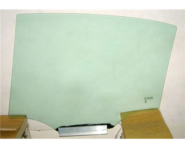 Скло заднє праве XYG GS5051D304 ціна, від 26.67 USD