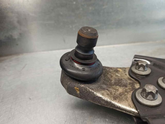 Купити 52082897 Fiat/Alfa/Lancia Важіль передньої підвіски нижній, правий