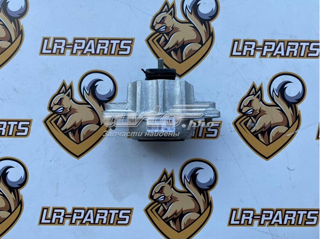 Кронштейн подушки (опори) двигуна, правої LR094225 Land Rover