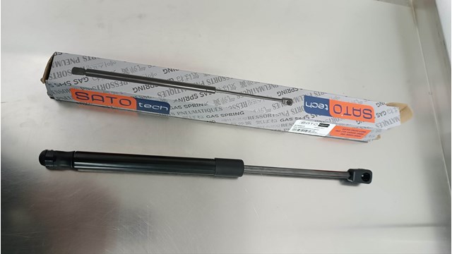 Амортизатор скла задніх, 3/5-ї двері (ляди) Sato Tech ST50813
