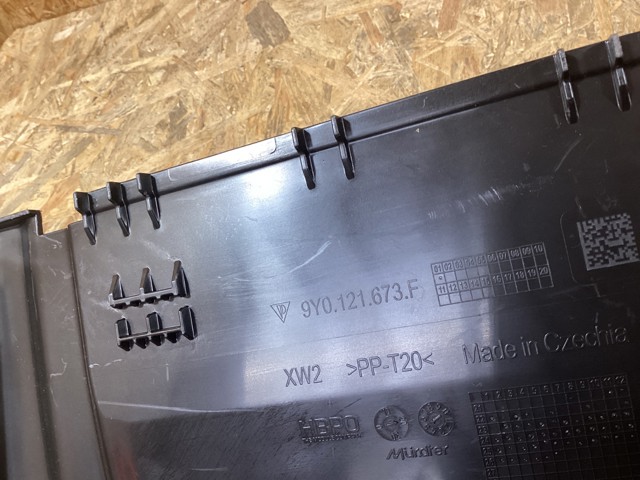 9Y0121673F Porsche 