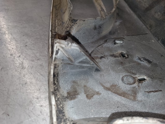 8200186288 Nissan/Infiniti Решітка радіатора