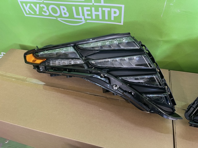  Hyundai/Kia 92208CW010 ціна, від 507.33 USD