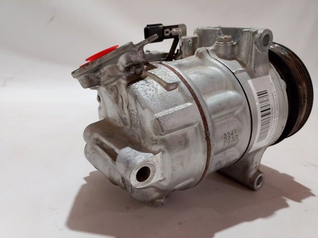926006UB0A Nissan/Infiniti Компресор холодоагенту