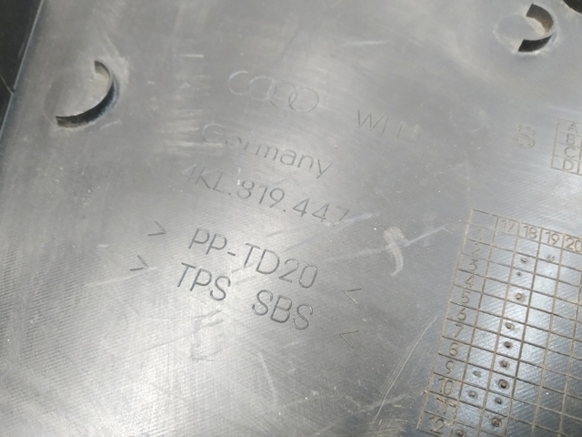  VAG 4KL819447