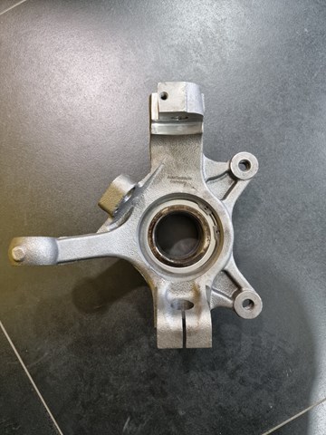 Цапфа поворотна ліва Autotechteile 5020602 ціна, від 49.10 USD