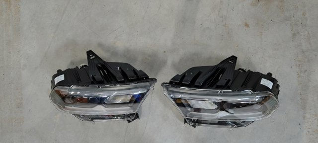  Chrysler 68433784AD