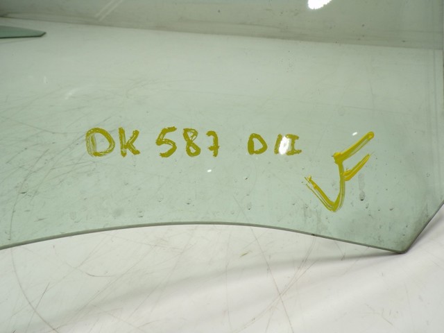 Скло передніх дверей, лівих FPS GS5631D301
