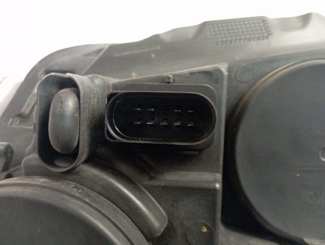 Купити BK2113W029BH Ford Права блок фара