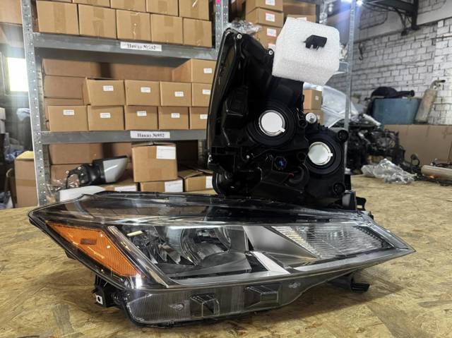 Фари Nissan/Infiniti 260605R00A ціна, від 212.71 USD