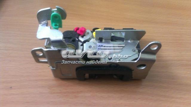 Замок дверей водія Renault (RVI) 6001550269