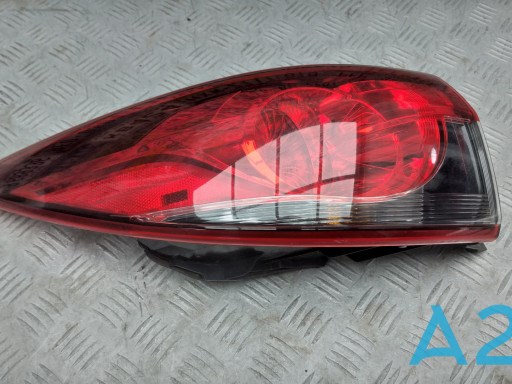 GJR951160A Mazda Задній лівий зовнішній ліхтар