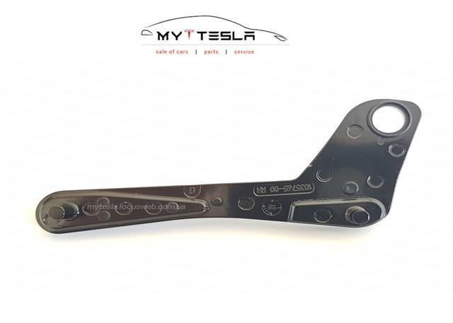103576500D Tesla 