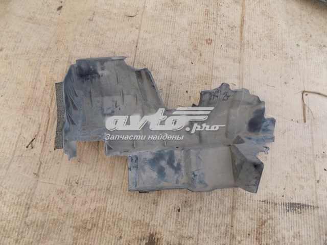 5329360120 Toyota Повітропровід (дефлектор) радіатора, правий