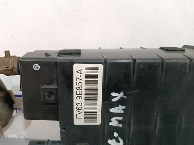 CU5Z9D653F Ford Насос охолодження