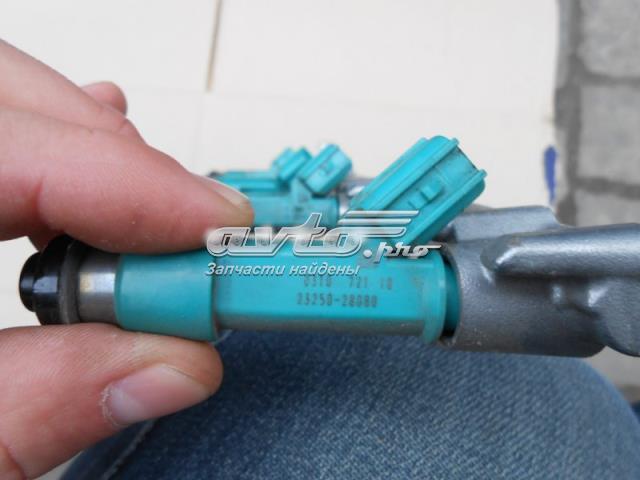 Паливні форсунки 2325028080 Toyota