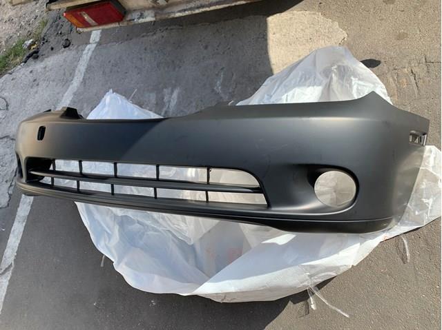Передній бампер 5211933929 Toyota