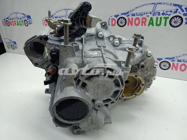 Купити Коробка передач Audi Q3  F3B